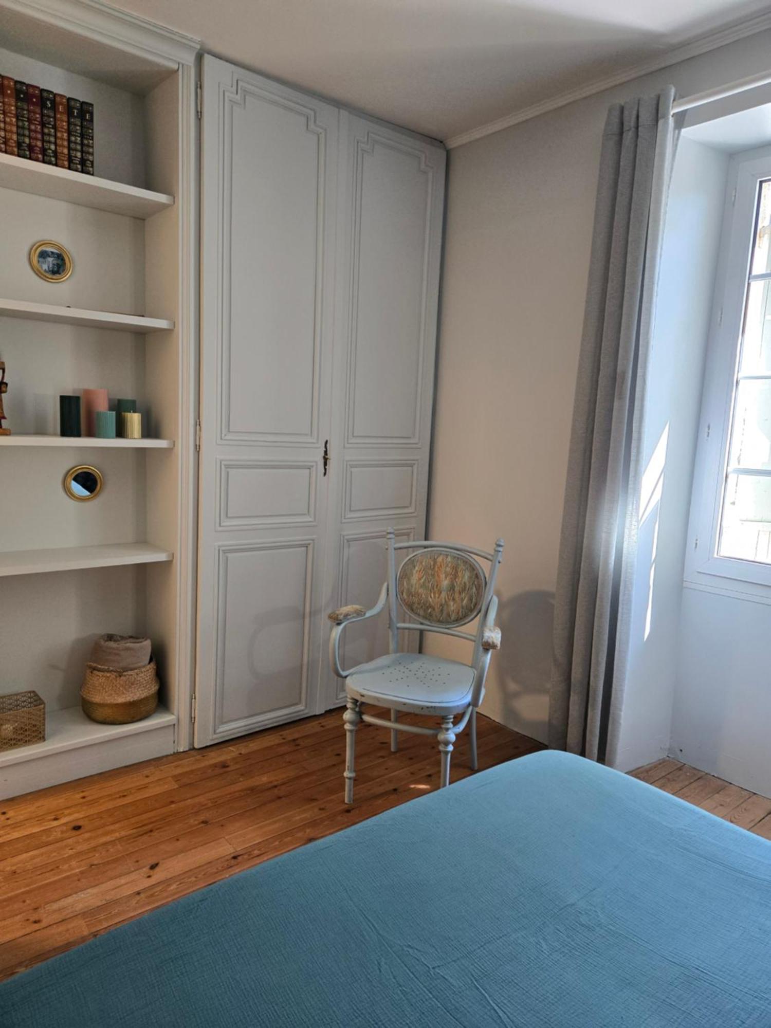Gite Entre Bordeaux Et Saint-Emilion Genissac Bagian luar foto